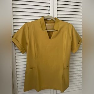 FIGS Scrub Top Mustard Size Small NWOT